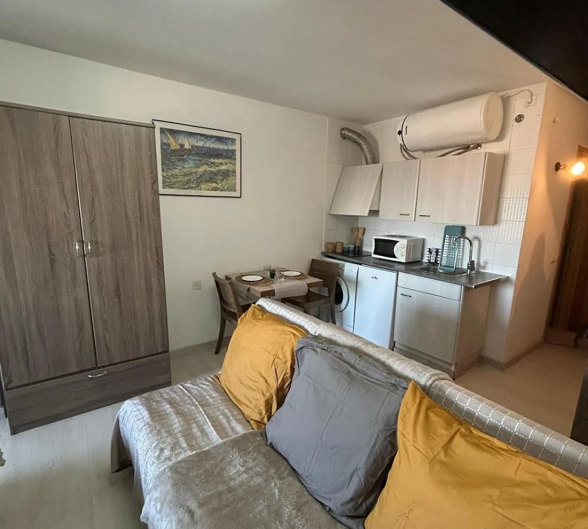 Apartamento En El Centro De Ampuria Brava Empuriabrava 0*,  Spanien